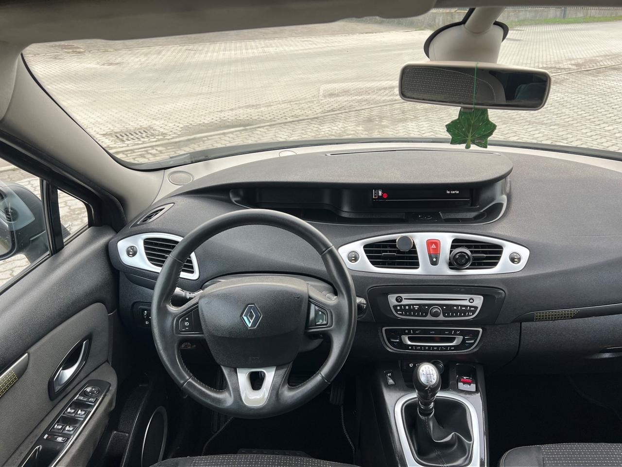 Renault Scenic Grand Scénic 1.9 dCi/130CV Serie Speciale