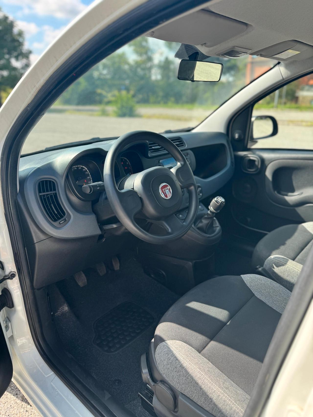 Fiat Panda 1.0 HYB Easy -NESSUN VINCOLO DI FINANZIAMENTO-