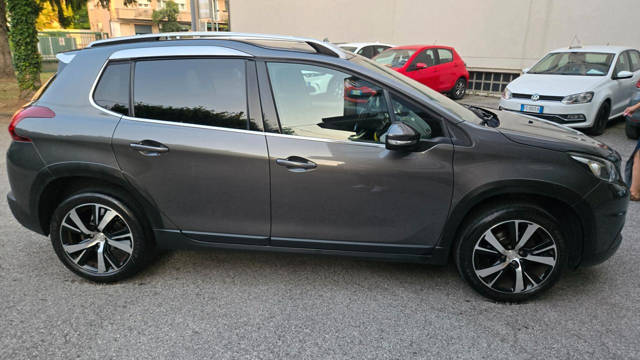 Peugeot 2008 BlueHDi 120 S&S Black Matt