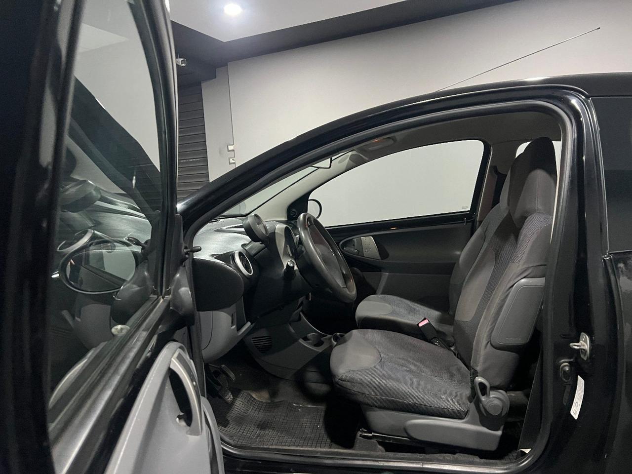 Peugeot 107 1.0 68CV 3p. 12v