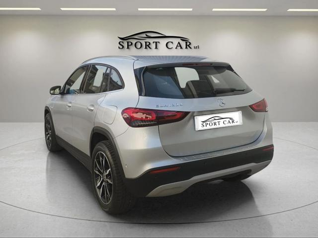 MERCEDES-BENZ GLA 180 d Automatic Executive