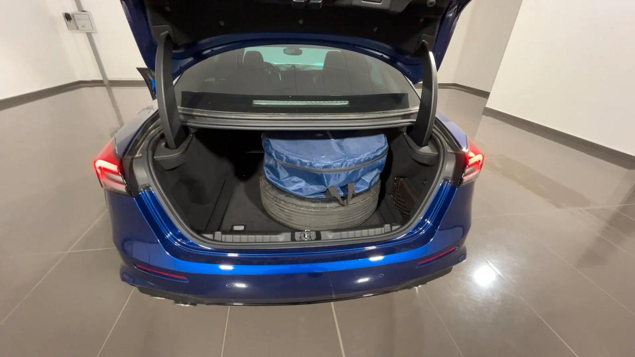 Maserati Ghibli 330 CV MHEV Executive