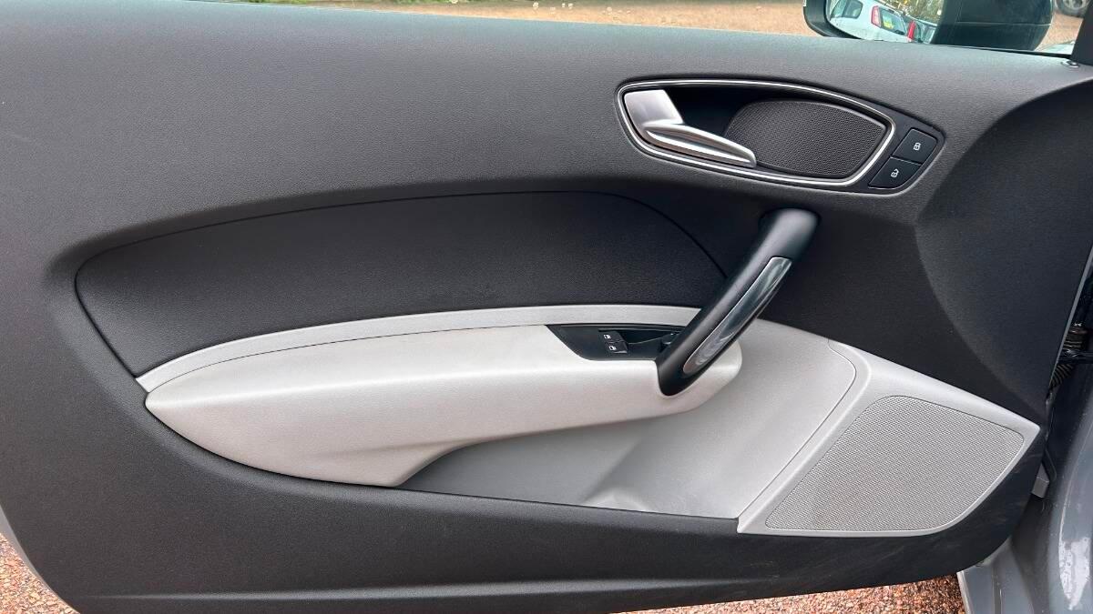 Audi A1 1.2 tfsi Ambition