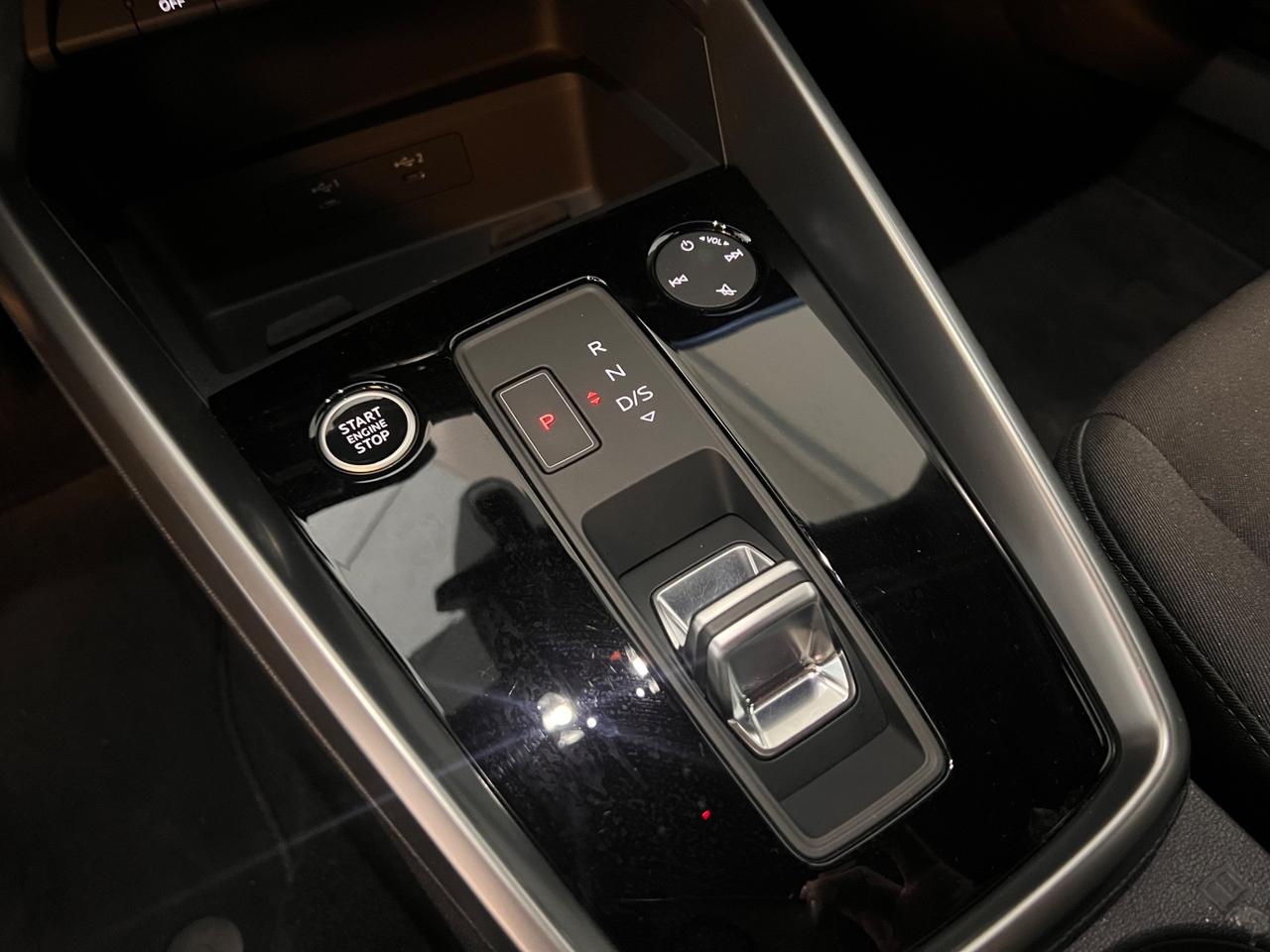 Audi A3 SPB 35 TFSI S tronic Business Advanced
