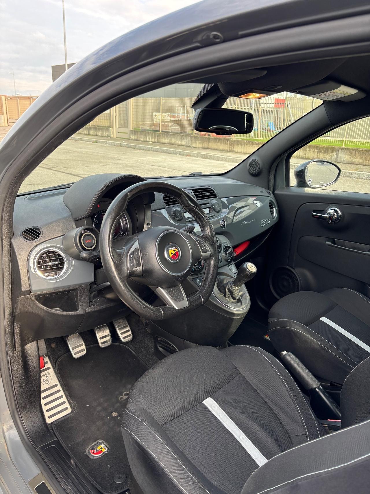 Abarth 595 1.4 Turbo T-Jet 140 CV