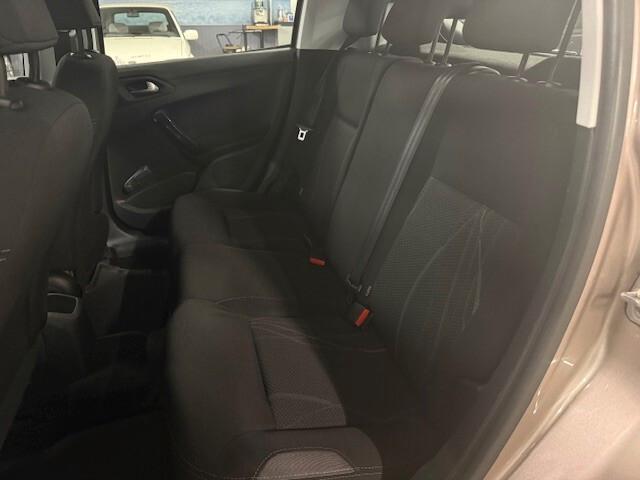 Peugeot 208 1.4 HDi 68 CV 5 porte Active