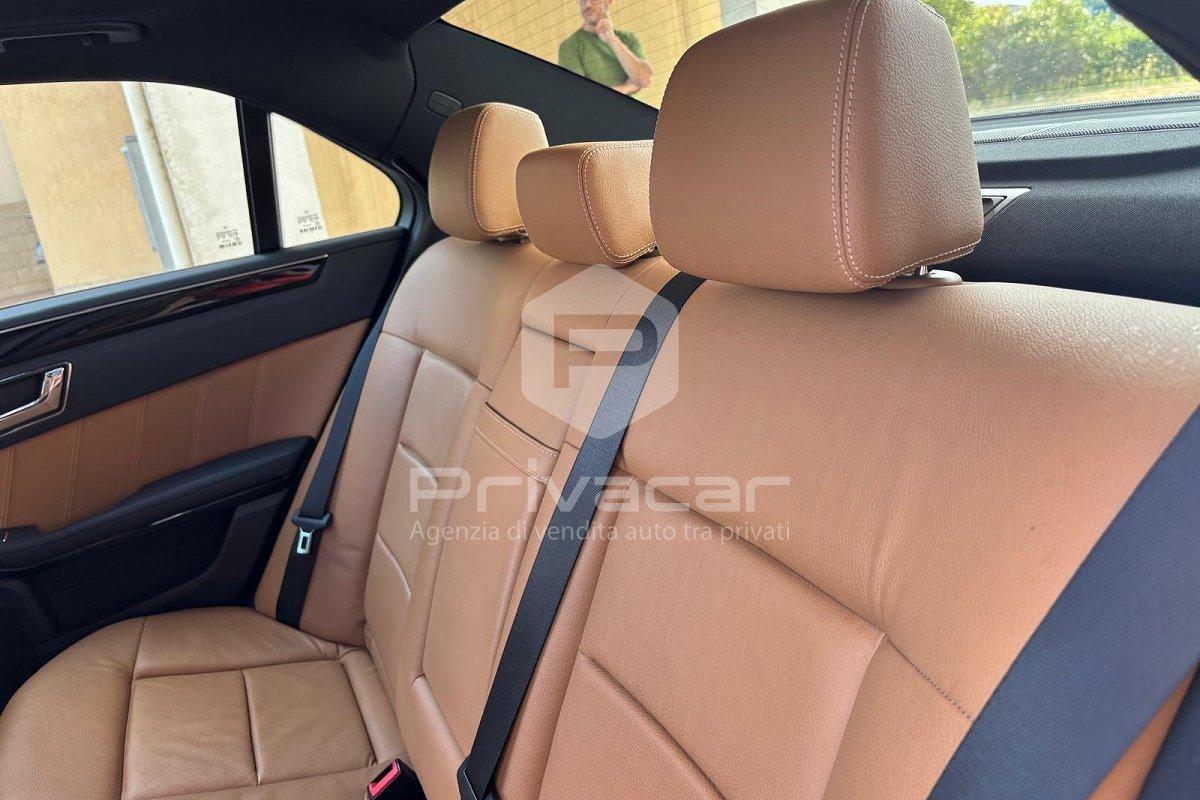 MERCEDES E 350 CDI BlueEFFICIENCY 4Matic Elegance