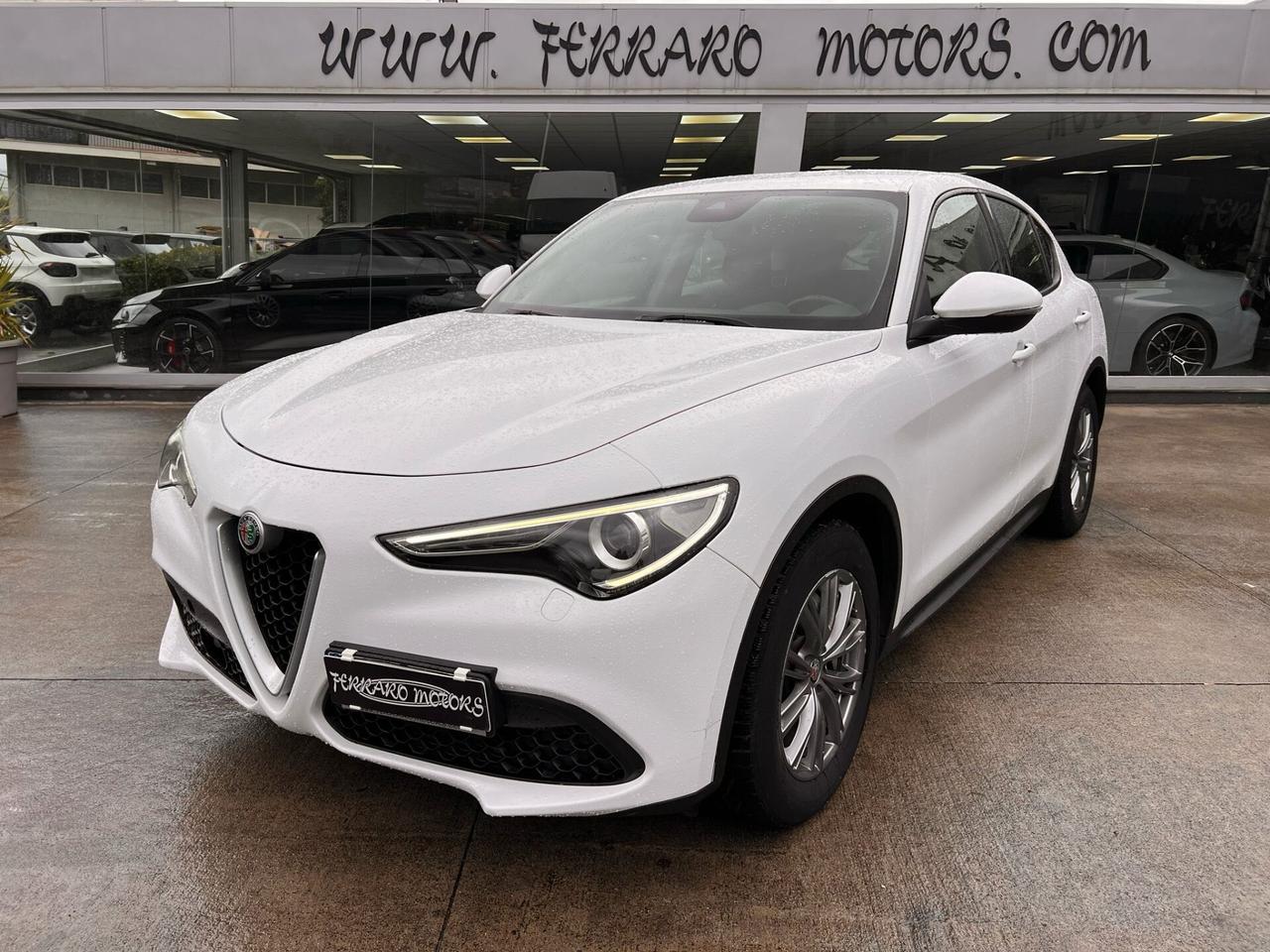 Alfa Romeo Stelvio 2.2 aut.160 CV a soli 209 euro al mese