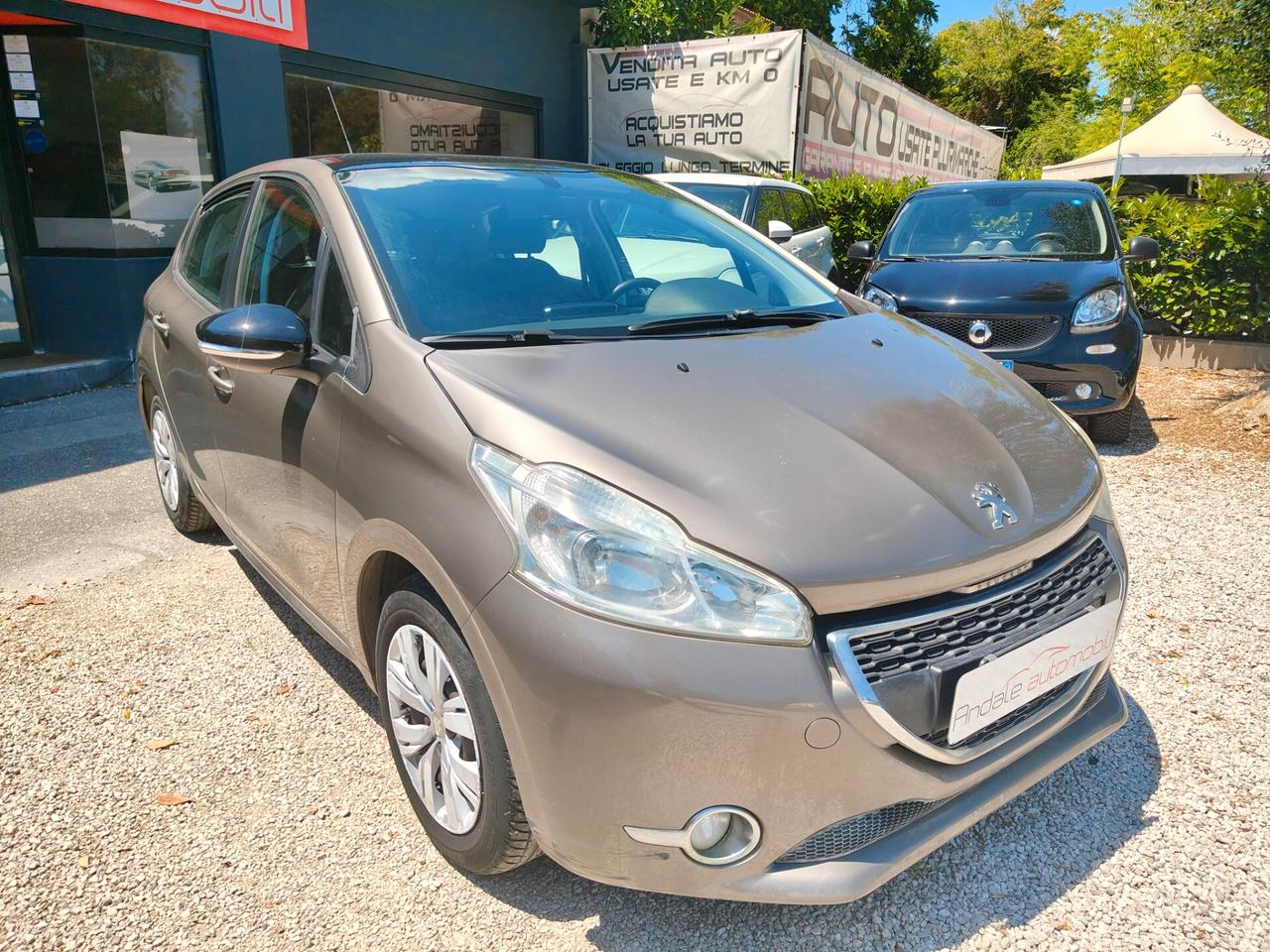 Peugeot 208 1.2 5 porte *SOLO 44000KM** PREZZO REALE