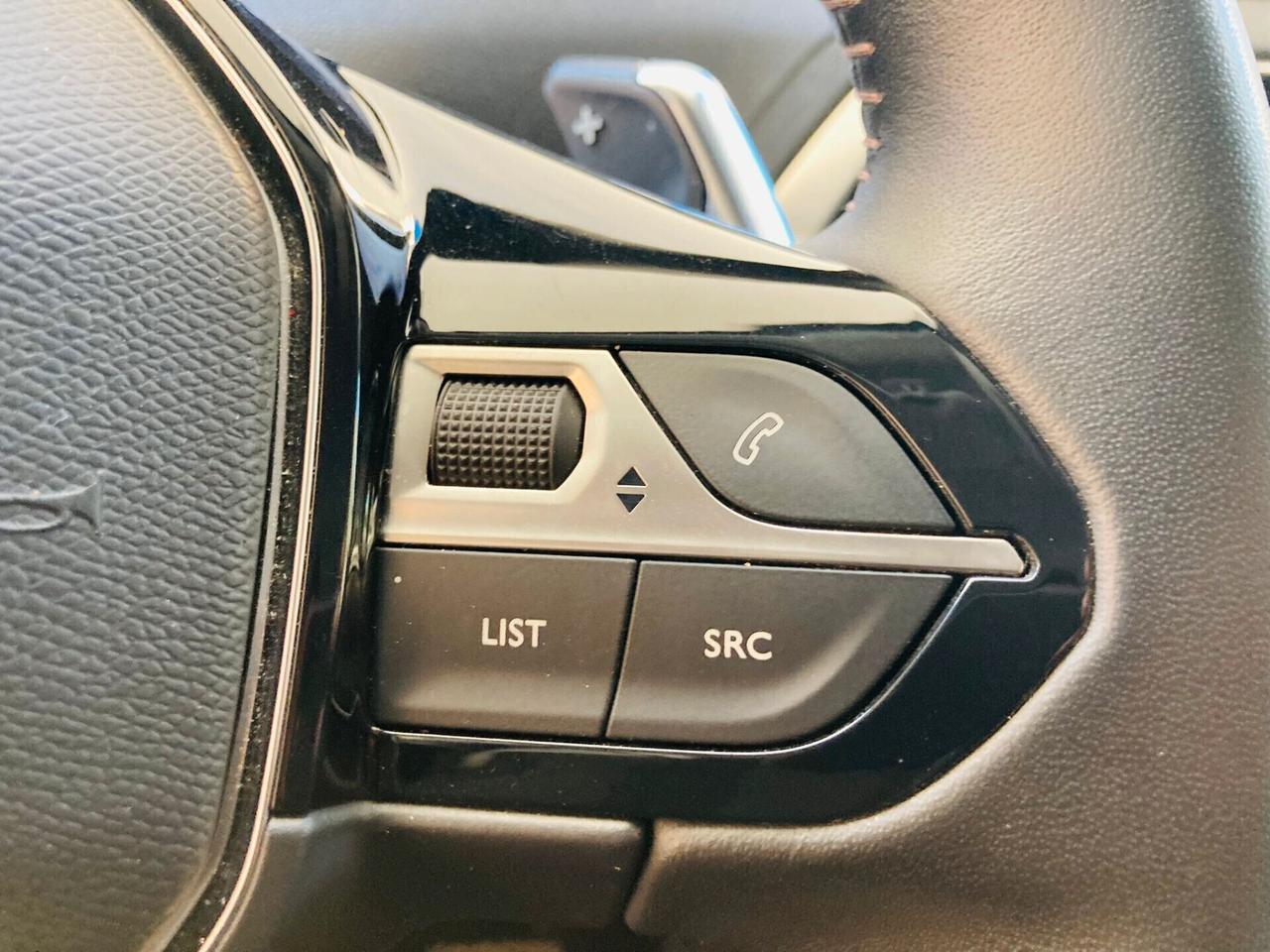Peugeot 3008 1.5HDi - IDEALE X NEOPATENTATI - 2020