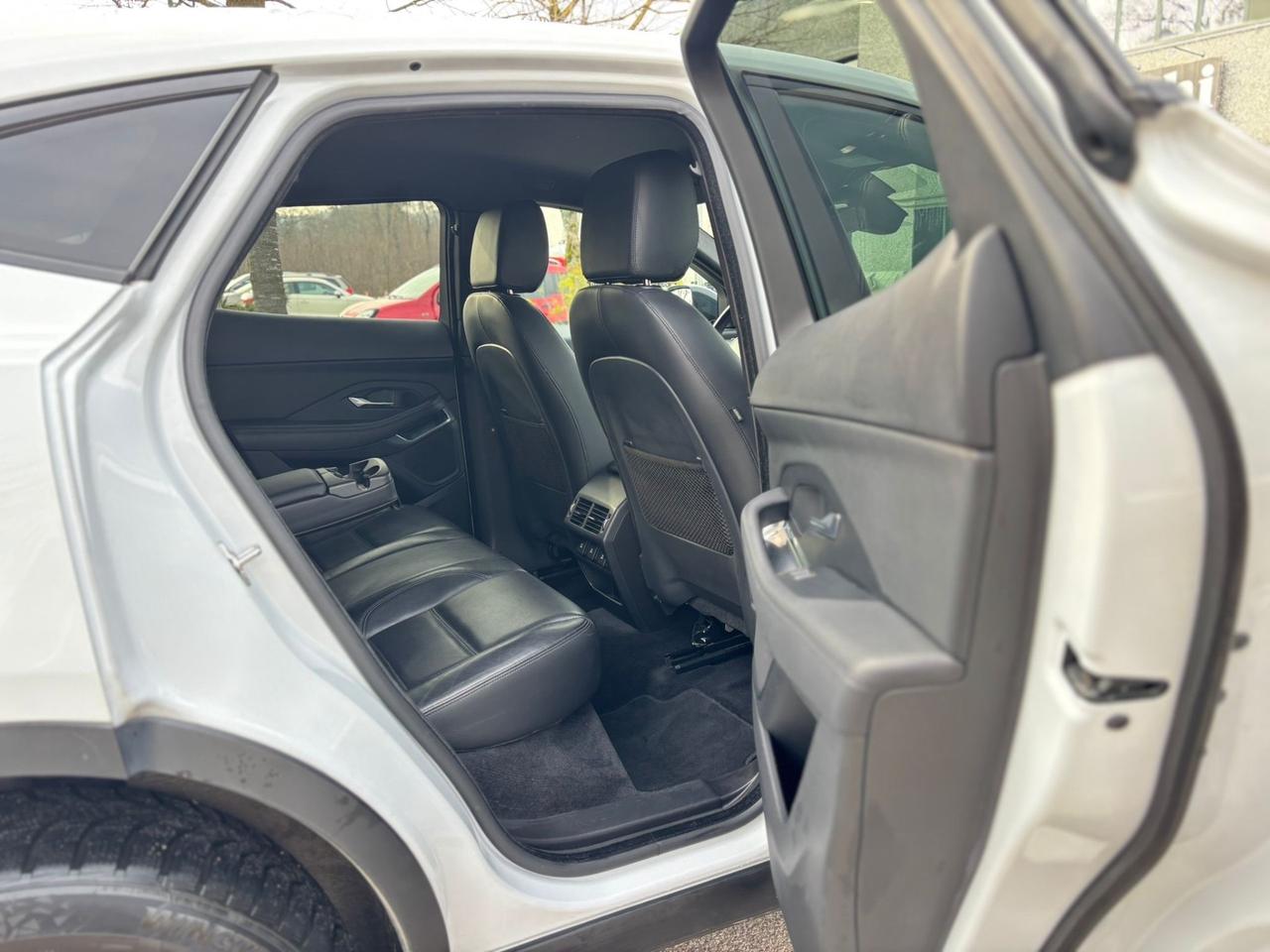 Jaguar E-Pace 2.0D 180 CV AWD aut. S