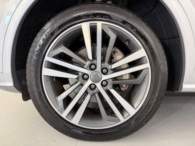 AUDI Q5 2.0 TDI quattro S tronic S Line Sline