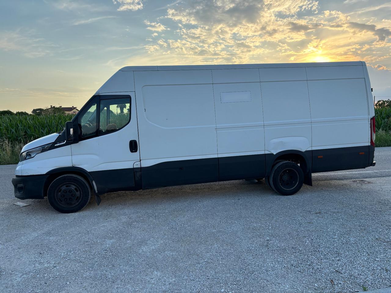 Iveco Daily 35S16 2.3 HPT TETTO ALTO PASSO LUNGO !!!!!! HI MATIC