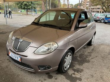 Lancia Ypsilon 1.3 MJT 75 CV Diva