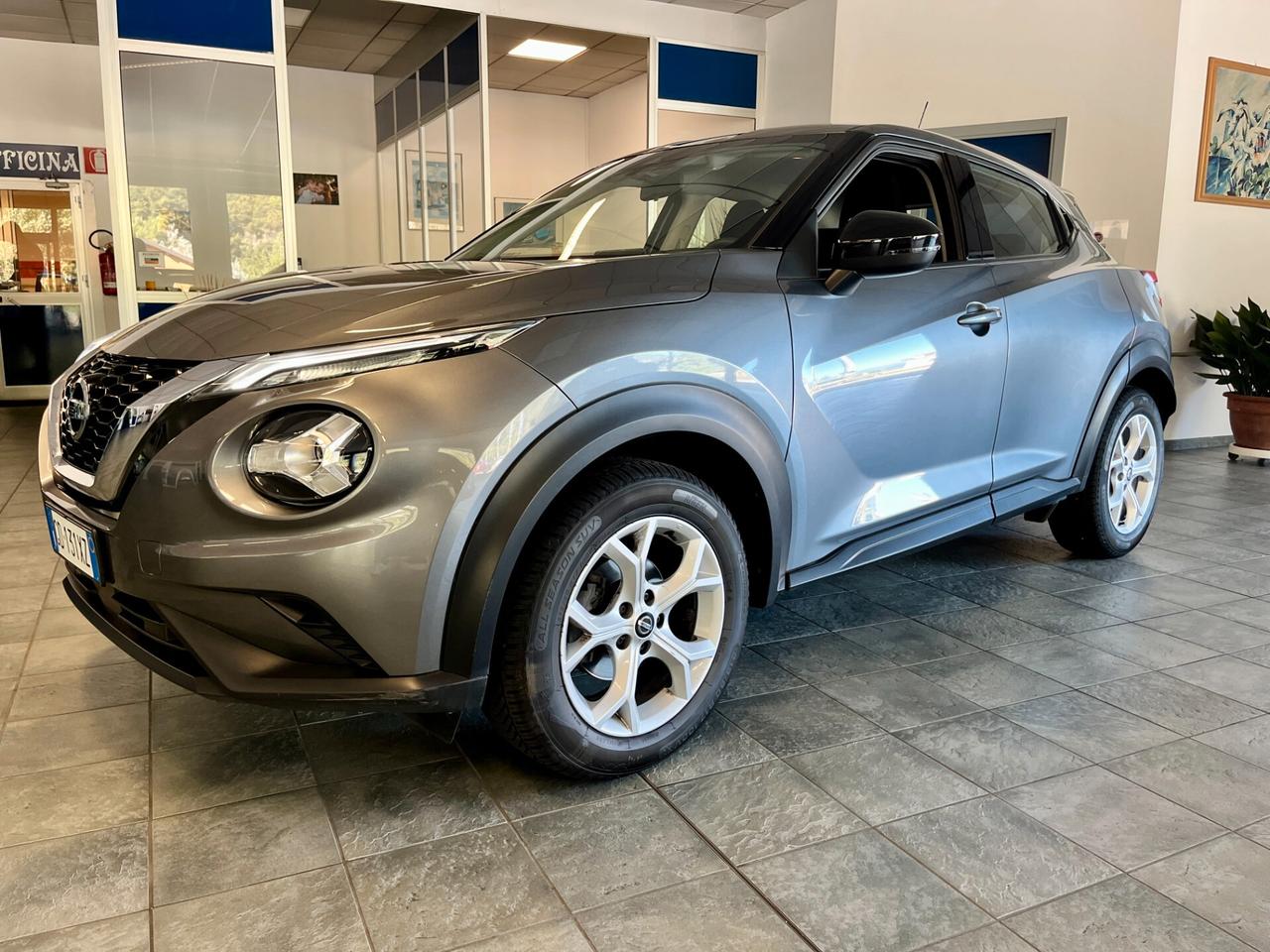 Nissan Juke 1.0 DIG-T 114 CV CAMBIO AUTOMATICO Business