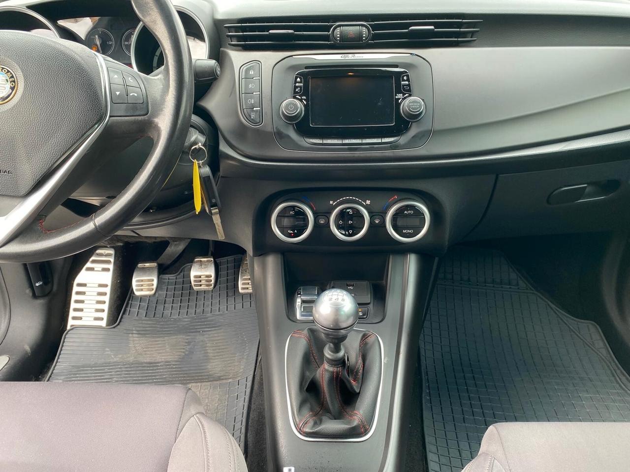 Alfa Romeo Giulietta 1.6 JTDm 105cv restyling full 2014