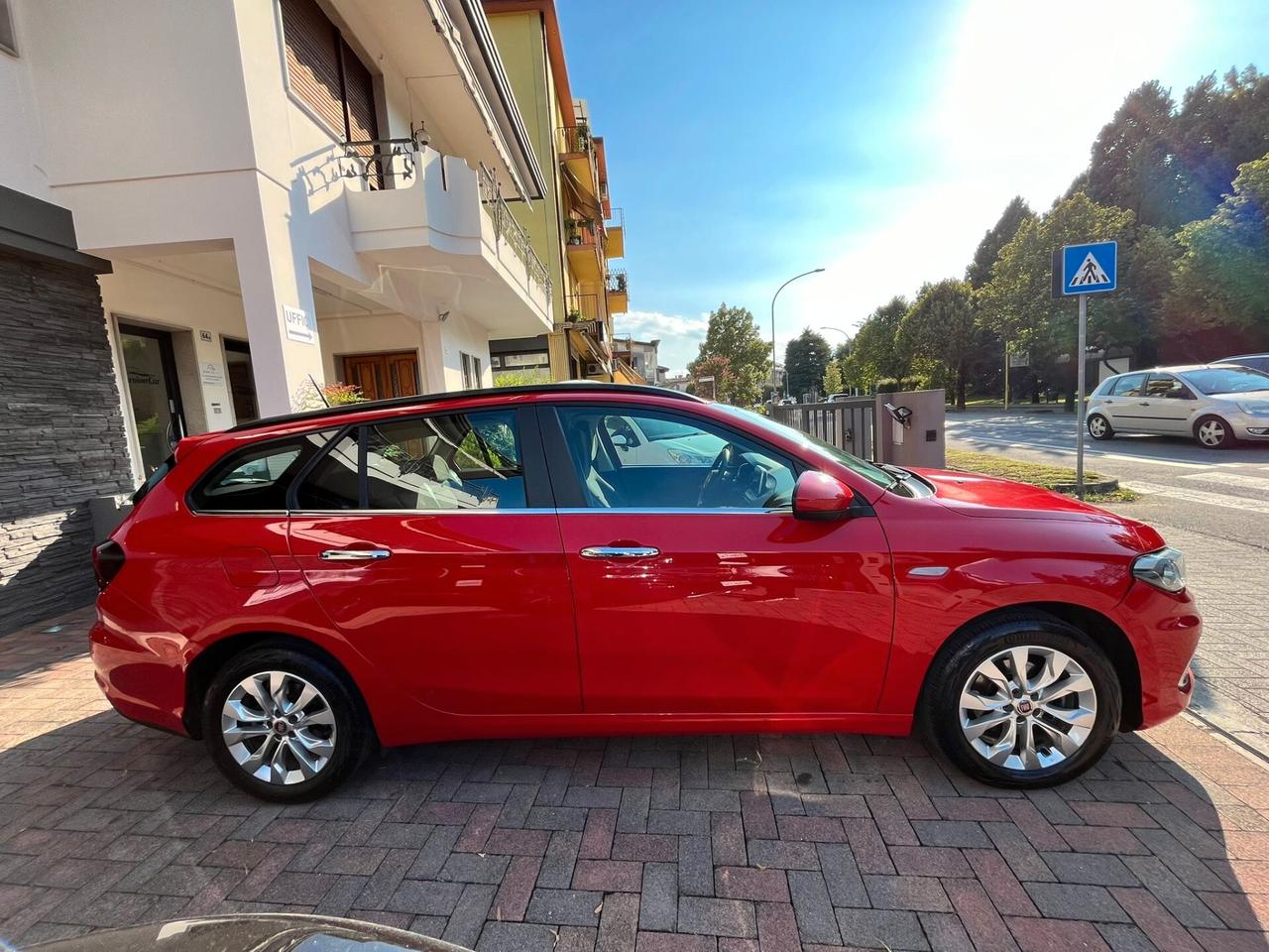 Fiat Tipo 1.6 Mjt S&S 5 porte S-Design