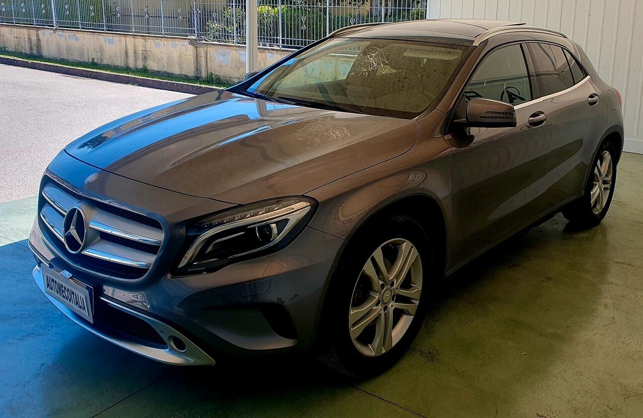 Mercedes-benz GLA 180D Automatic + Navi - 2016 - KM. 100.000