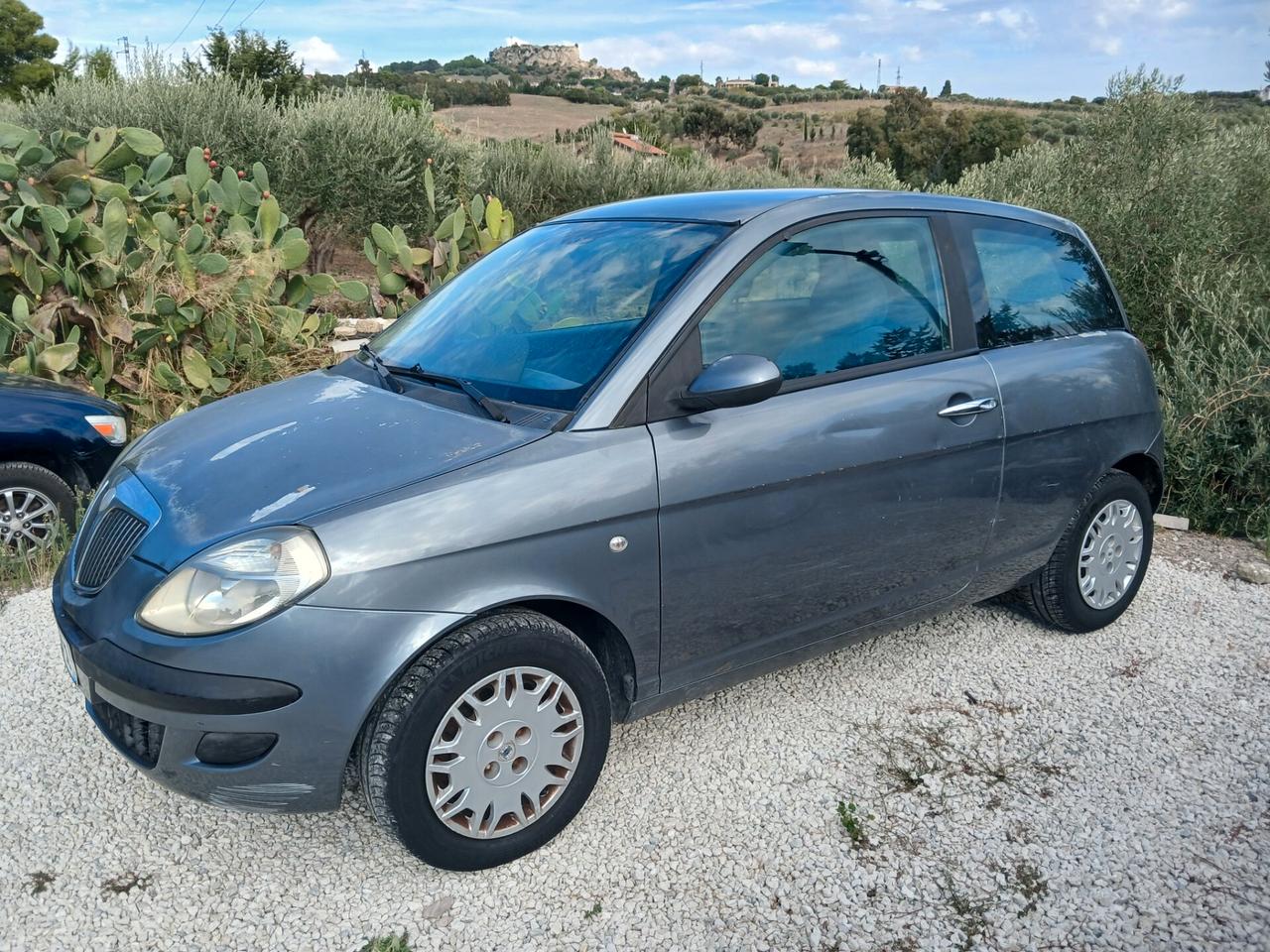 Lancia Ypsilon 1.3 Multijet 16V Argento