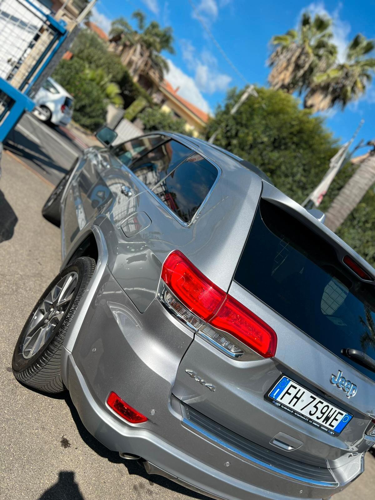 Jeep Grand Cherokee 3.0 V6 CRD 250 CV Multijet II Overland