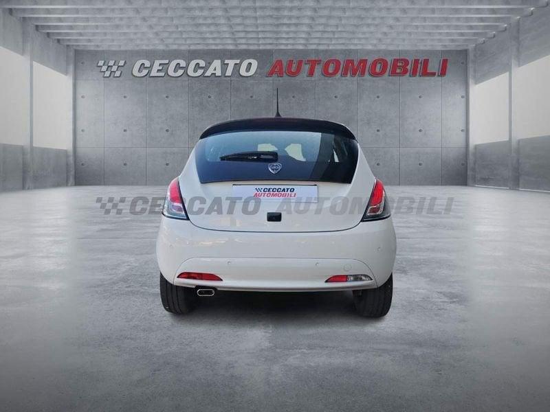 Lancia Ypsilon Ypsilon 1.0 firefly hybrid Platino s&s 70cv