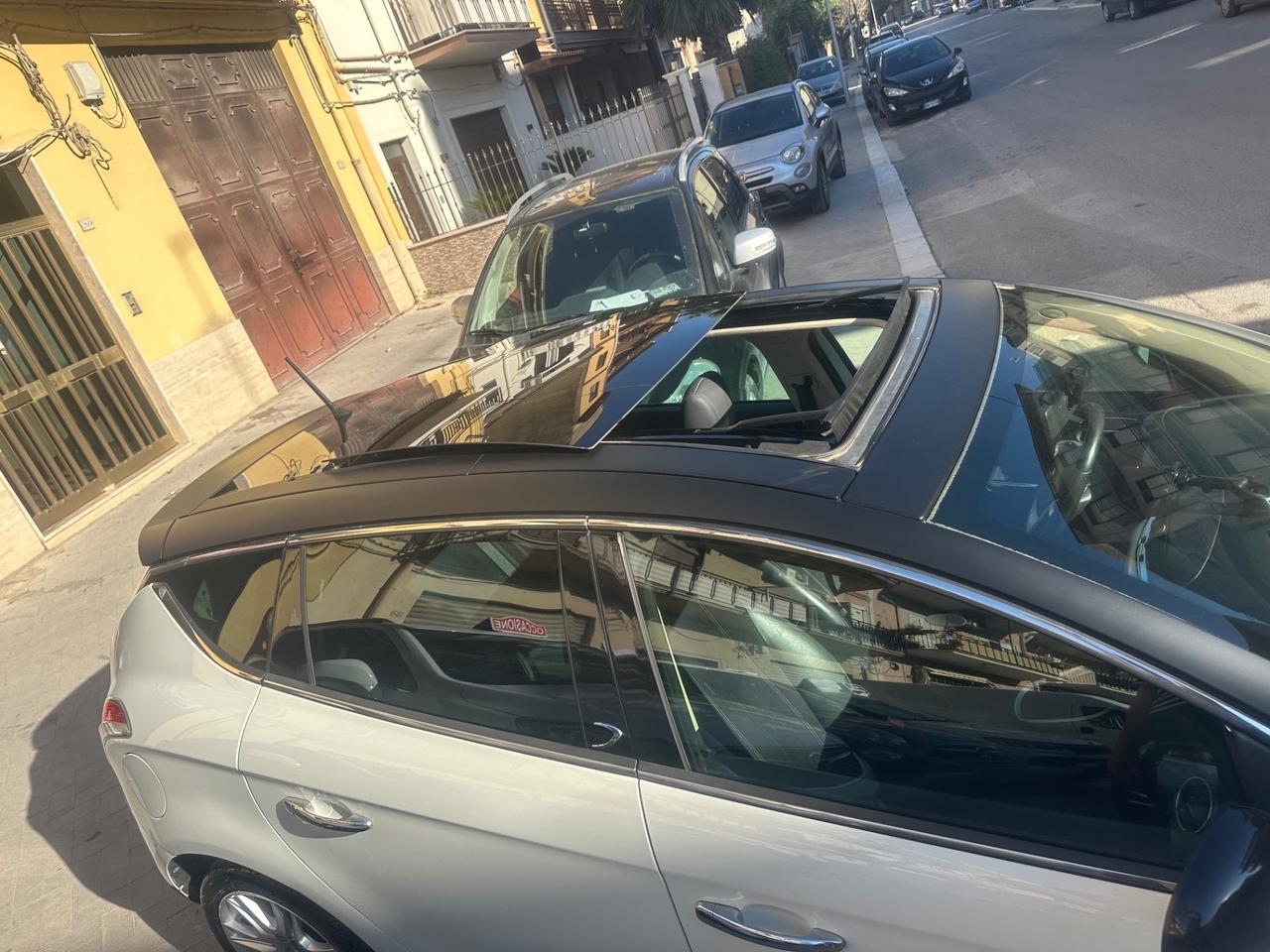 Lancia Delta 1.6 MJT DPF Platino 201 KM 224026 CERT