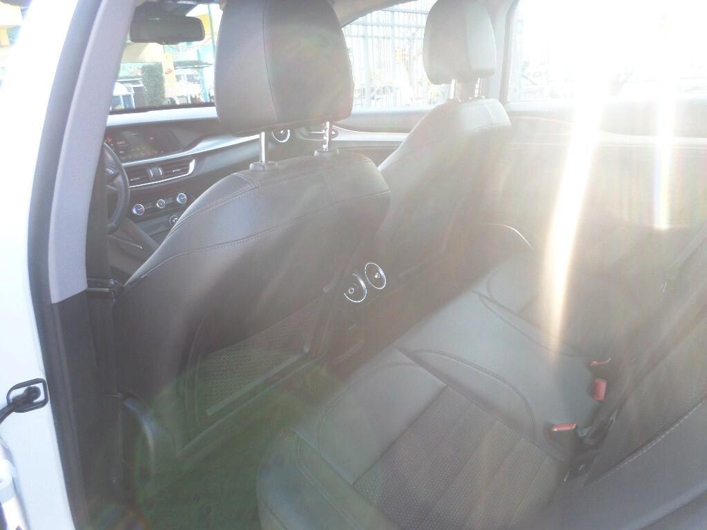 Alfa Romeo Stelvio 2.2 Turbodiesel 190 CV AT8 Q4 Sprint