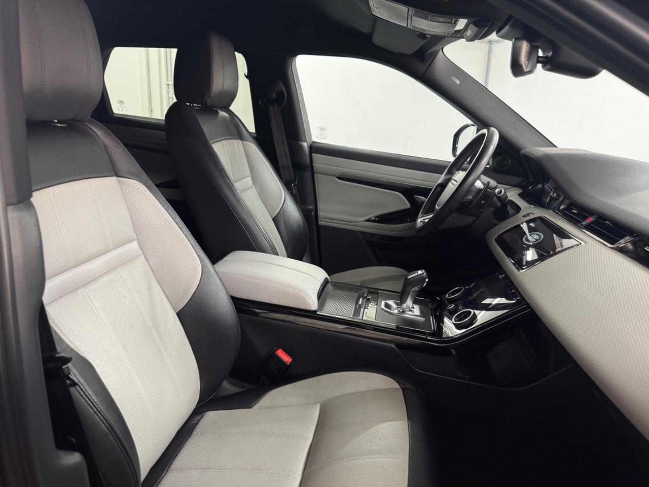 Land Rover Range Evoque R-Dynamic
