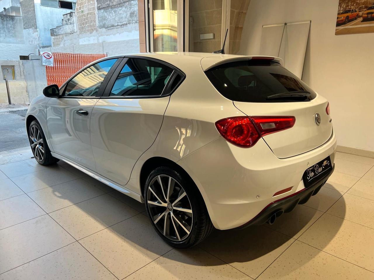ALFA ROMEO GIULIETTA SPORTIVA 1.6 120CV CAM CRUISE OK NEOPATENTATO ANNO 2020