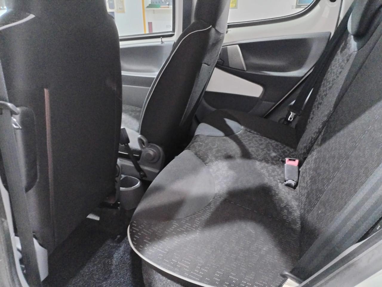 Peugeot 107 1.0 68CV 5p. Plaisir