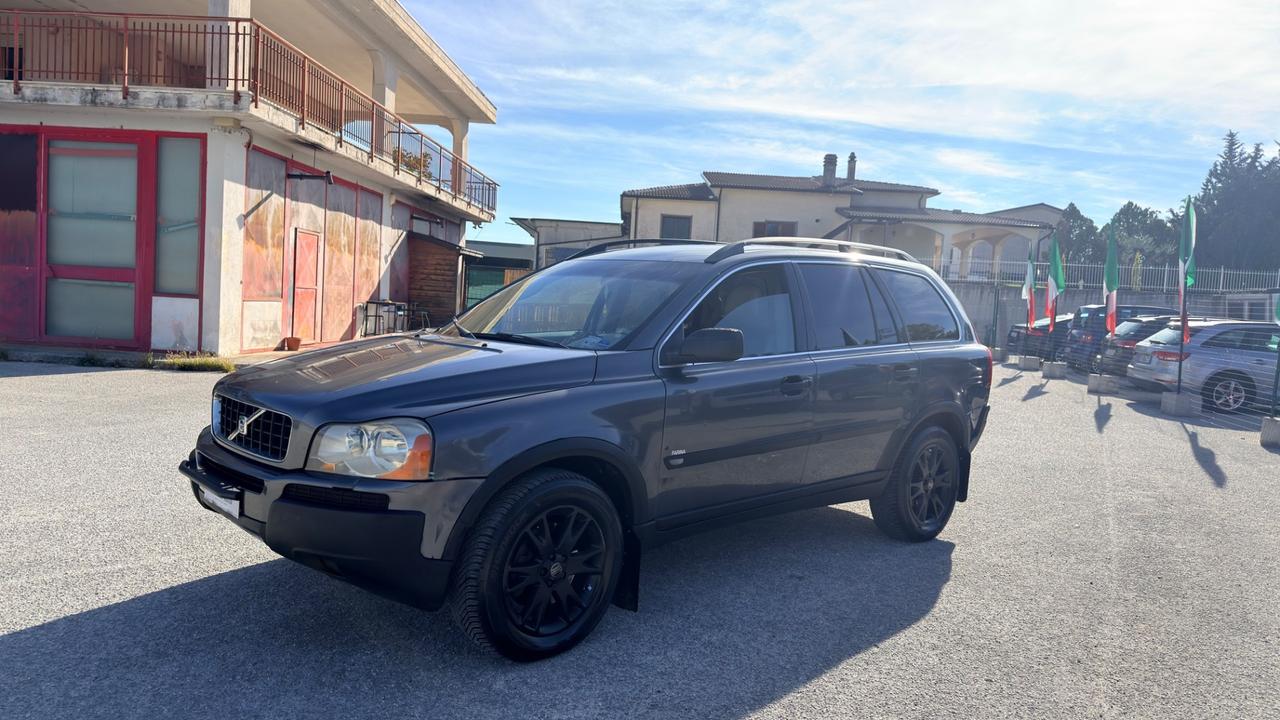 Volvo XC 90 XC90 2.4 D5 163 CV aut. AWD