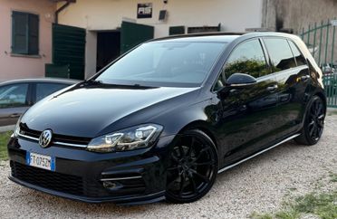 Volkswagen GOLF R LOOK FULLOPT TOTAL BLACK