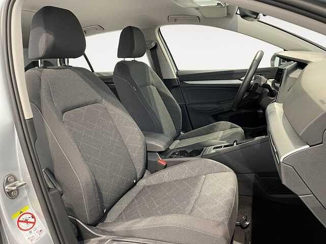 Volkswagen Golf 8ª serie 1.0eTSI 110CV DSG Life (MHEV) - IVA ESPOSTA/NEOPATENTATI