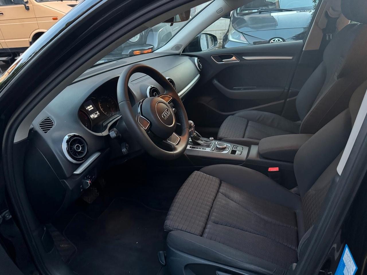 Audi A3 1.6 TDI S tronic Ambition
