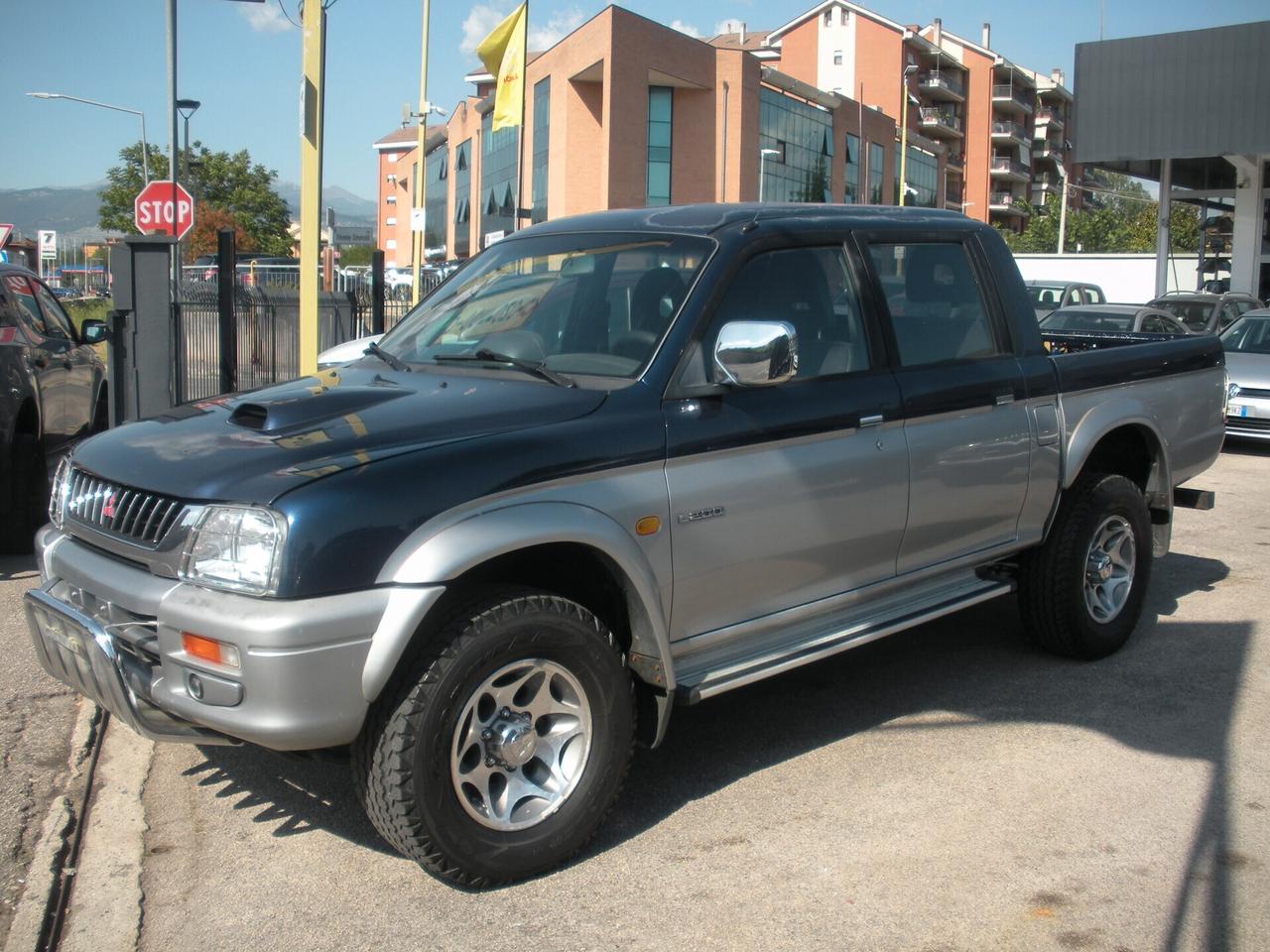 Mitsubishi L200 2.5 TDI 4WD Double Cab AMERICAN STYLE