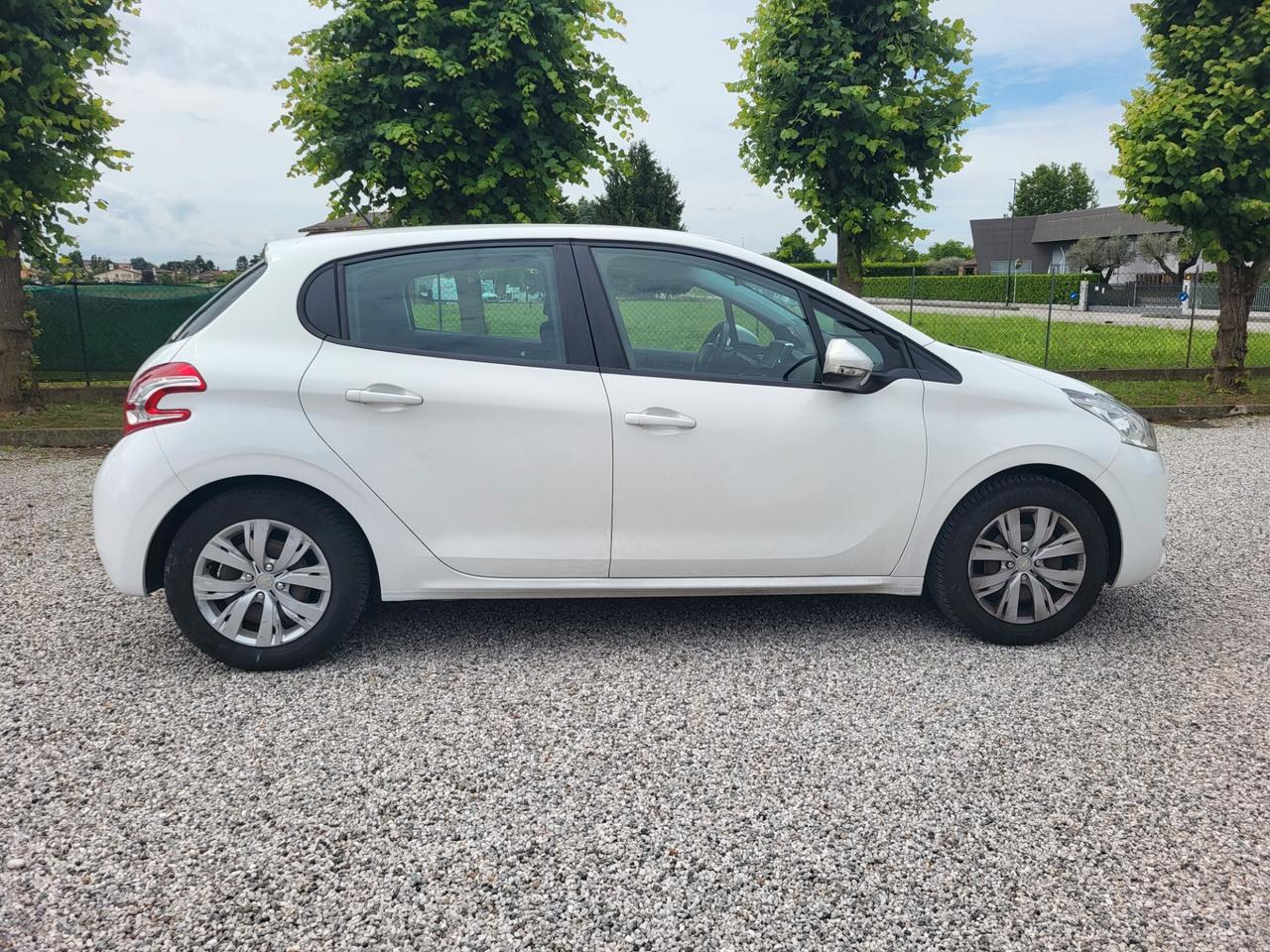 Peugeot 208 1.2 VTi 82 CV 5 porte Active