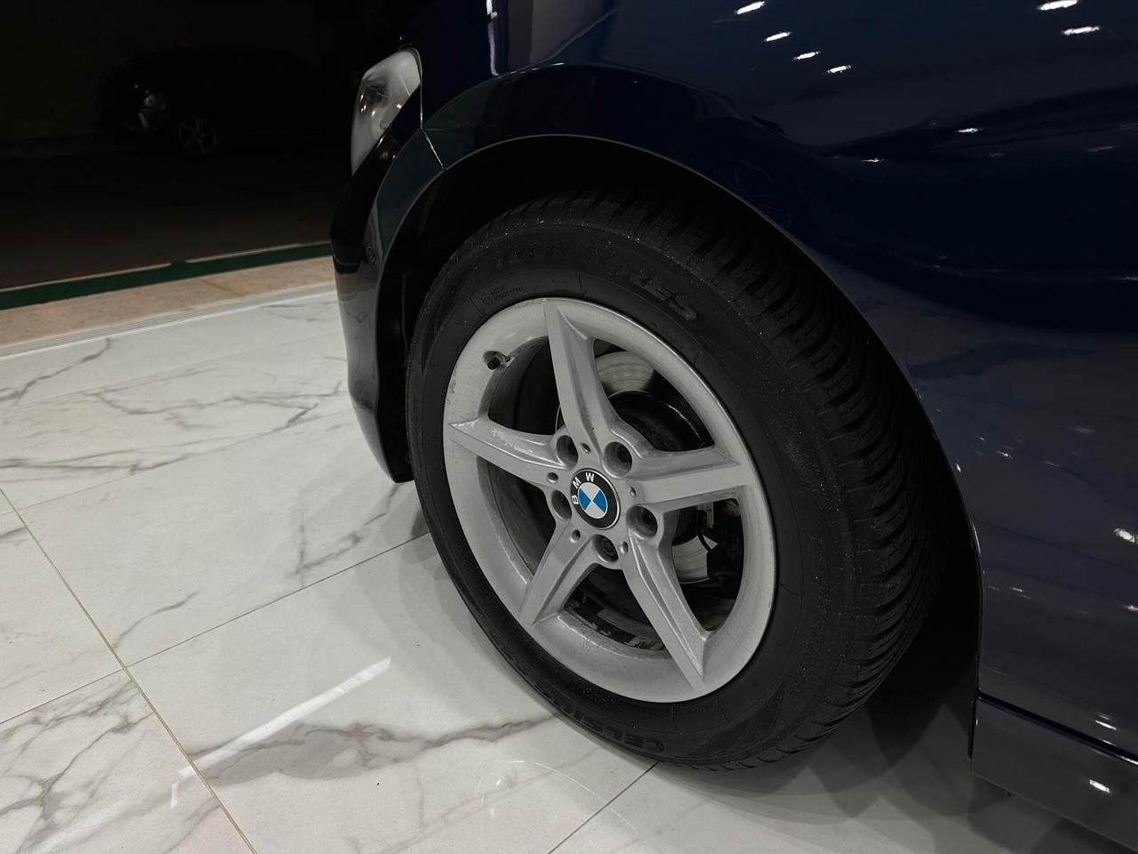 Bmw 116 116d 5p. Business