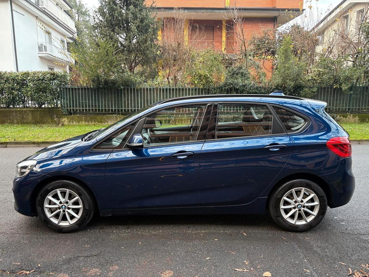Bmw 2er Active Tourer 218i Luxury