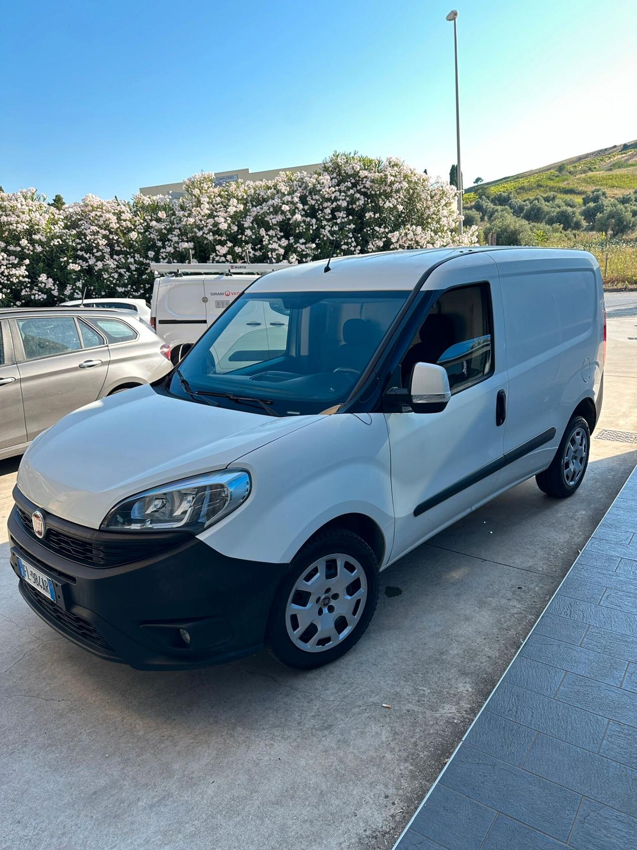 Fiat Doblo Doblò 1.4 T-Jet Natural Power PL-TN Cargo Maxi Lamierato SX