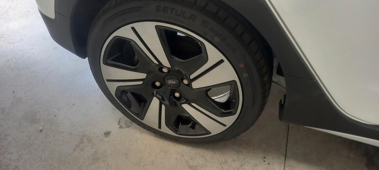 Ford Fiesta 1.0 Ecoboost Hybrid Active cross