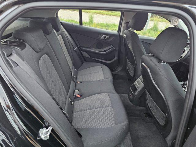 BMW 116 d 5p. Business Advantage