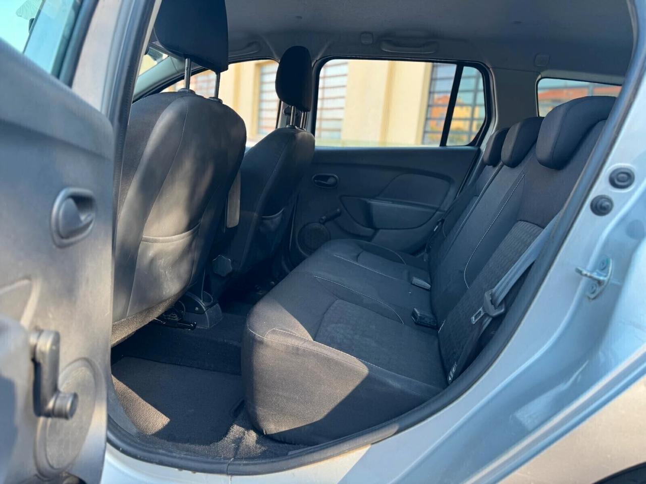 Dacia Logan 2014 1.2 Benz/GPL EURO5B