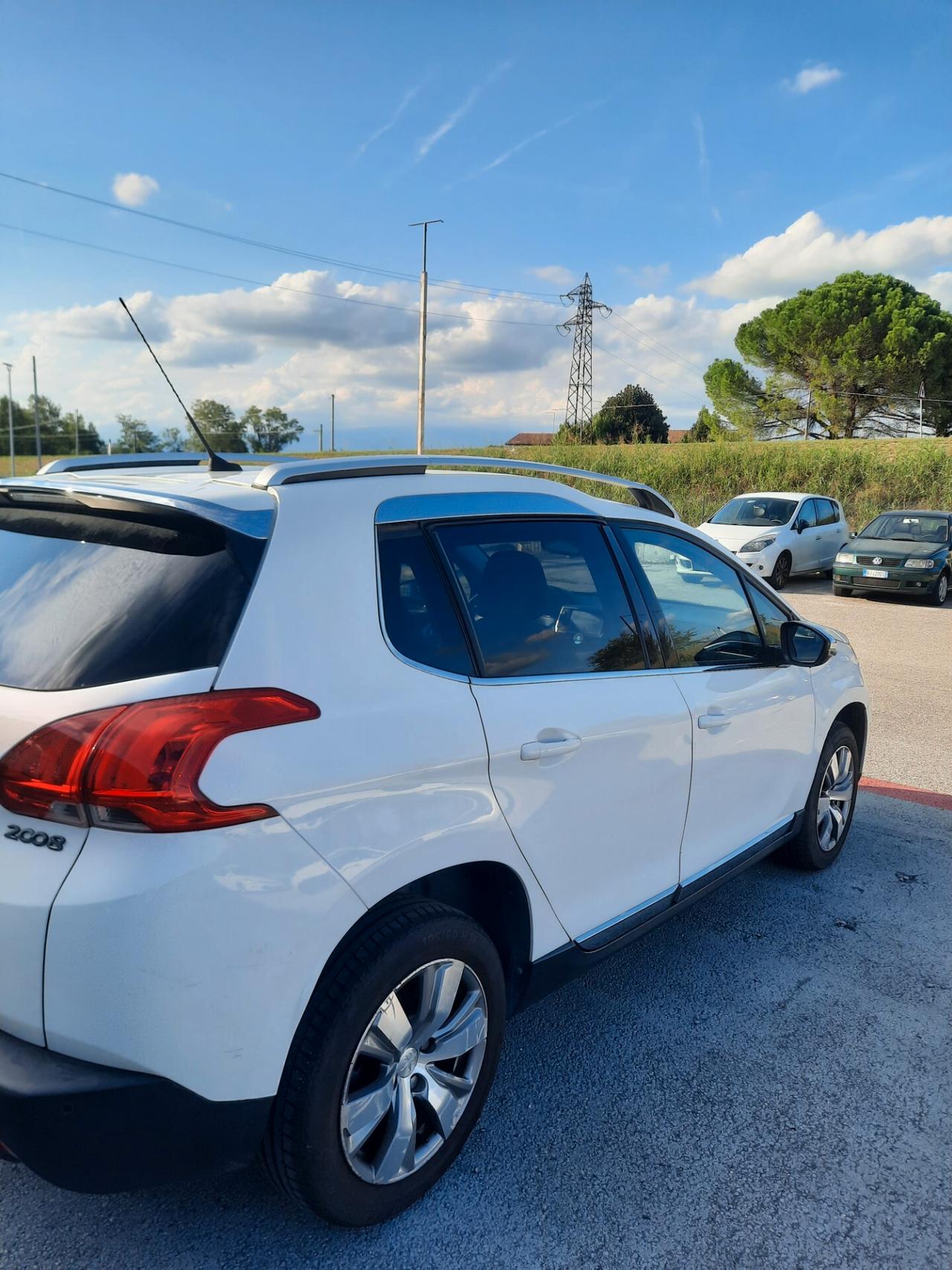 Peugeot 2008 PureTech 82 Allure