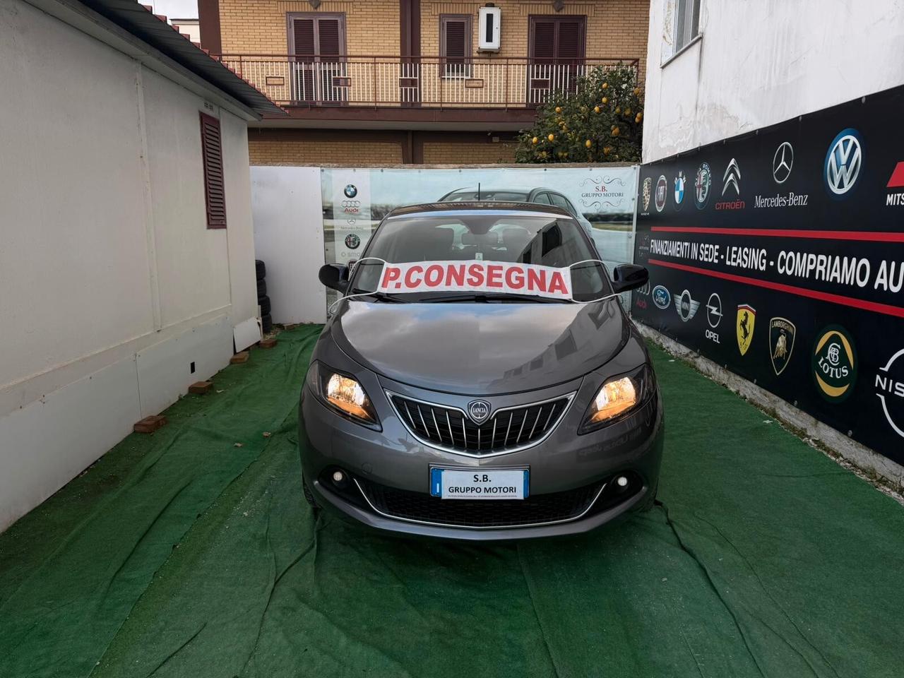 Lancia Ypsilon 1.0 FireFly Hybrid Gold FULL LEGGI!