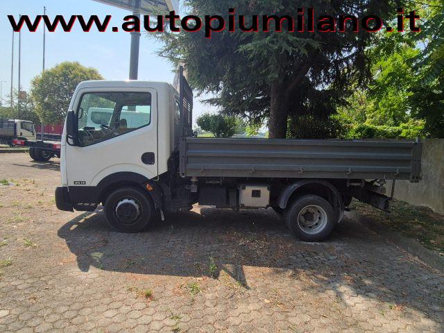 NISSAN Cabstar 35.13 2.5 TDI 130CV PC- RIBALTABILE TRILATERALE