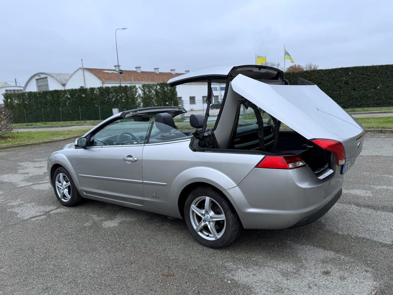 Ford Focus 2.0 TDCI CABRIO Neopatentati