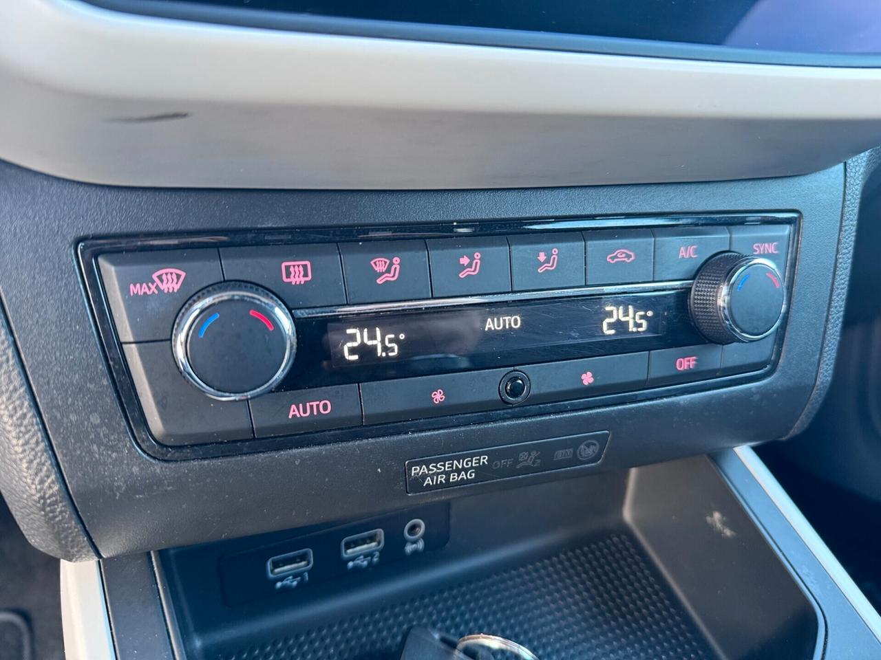 Seat Arona 1.6 TDI 95 CV XCELLENCE Virtual*Carplay