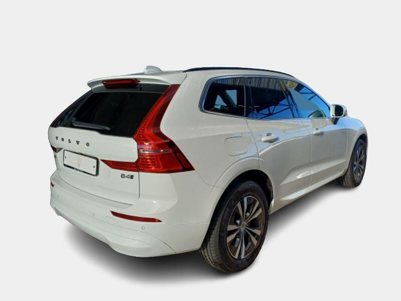 VOLVO XC60 B4 D AWD automatico Momentum Pro MY22