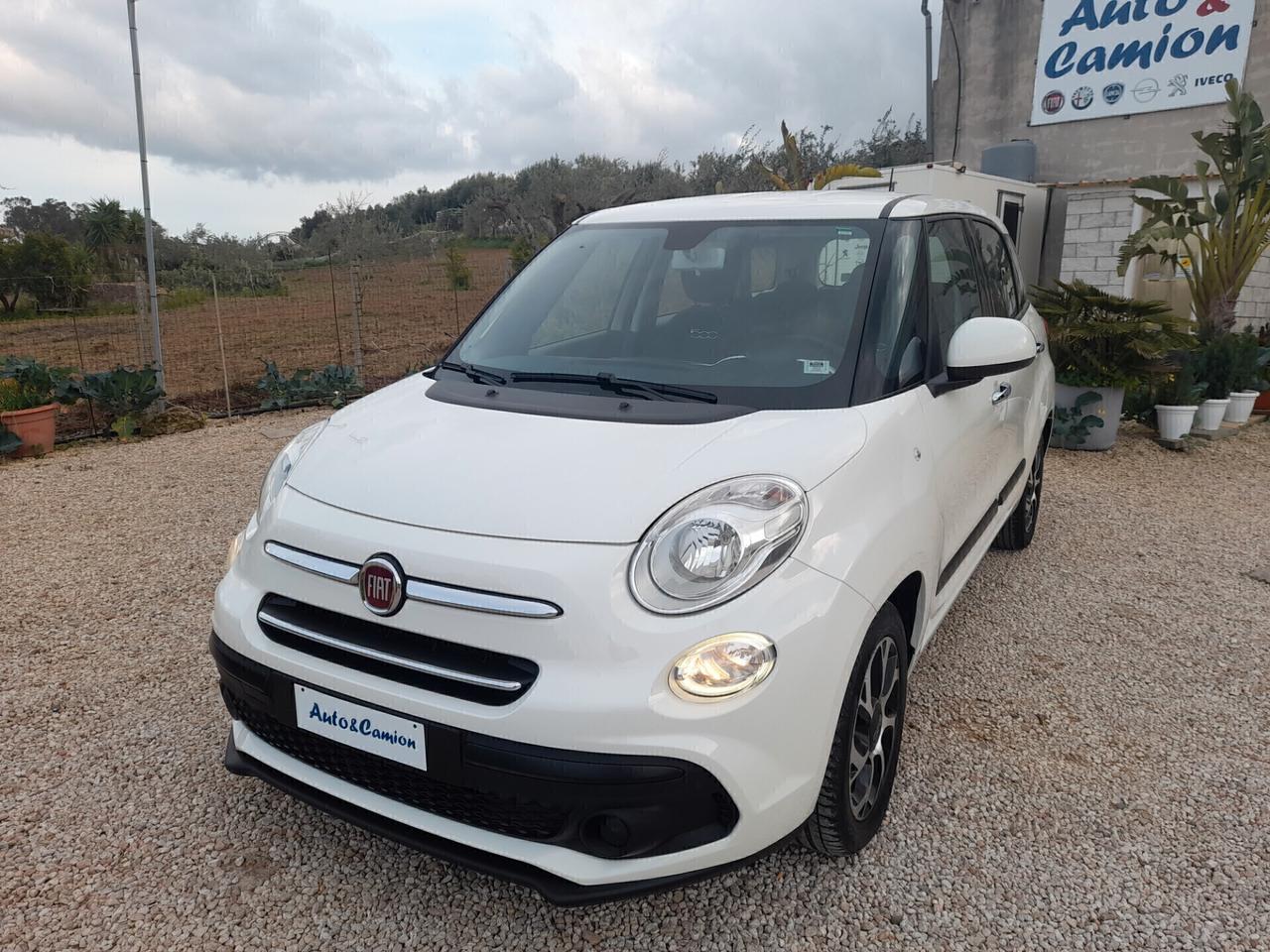 Fiat 500L 1.6 MJT 120 CV Lounge 7 POSTI