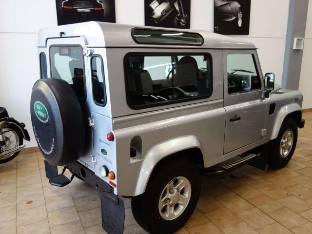 Land Rover Defender 90 TD4 SE 95000 KM